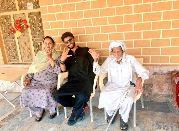 Faz_Khann's tweet photo. Off to Pakistan in 3 weeks.. Can't wait to see these cuties #Pakistan2016 #Brotherswedding #Itshappeninggg https://t.co/sTNQpqNpy4