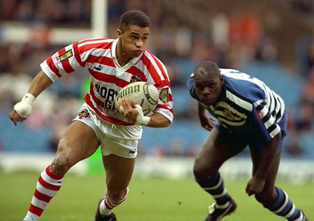 LotfiWada's tweet image. Happy birthday to a famous #Codehopper : #RWC2003 winner Jason Robinson who turns 42 today.