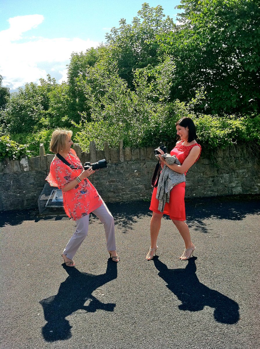 wyvernette's tweet photo. #DuetNY cousins n cameras at a wedding car park https://t.co/P0gNSnfGd3