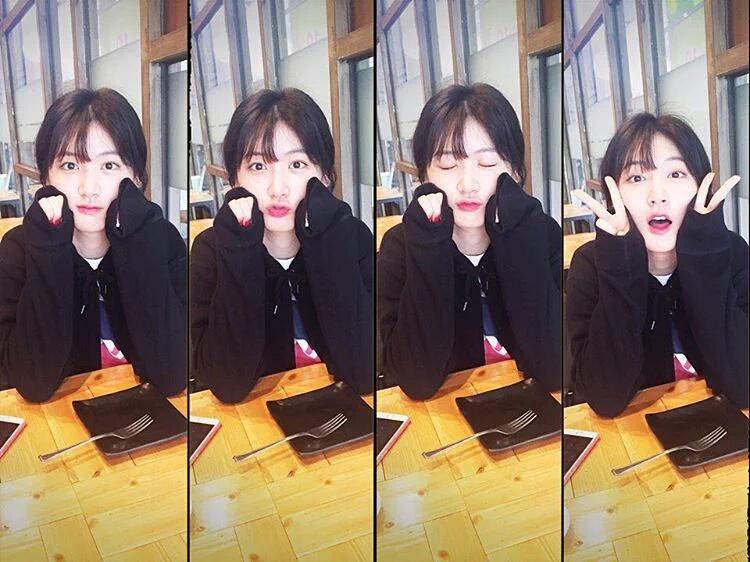 YEOREUMTIME's tweet photo. [YEOREUM INSTAGRAM] 160730 hv_ahn_summer: 까꿍😜 사진작가 #찰떡이주인 (Peekaboo😜 photographed by #ricecakemaster)  #헬로비너스 #여름 https://t.co/fPKIeuGwP6