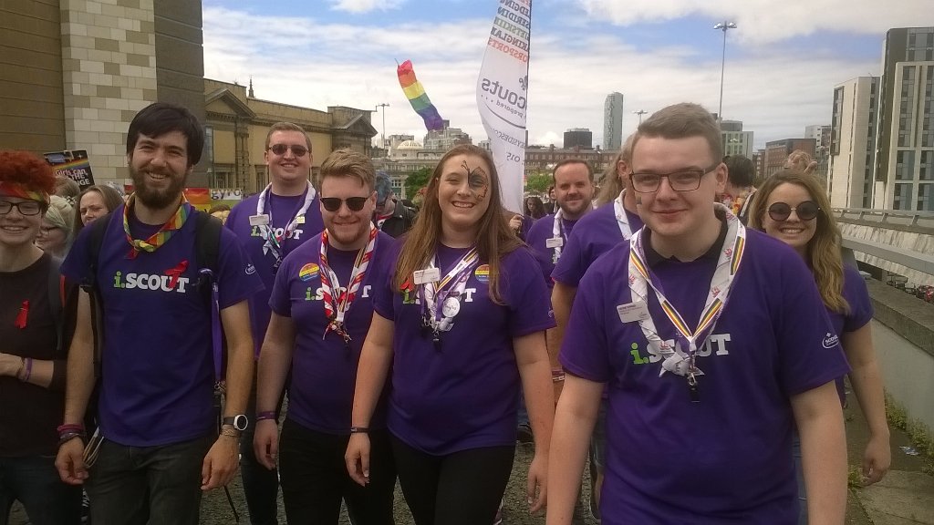 JosephRamsden2's tweet photo. Jess, 19, from Moreton and friends from the Merseyside Scouts. #LiverpoolPride2016 https://t.co/Z41neLzmFt