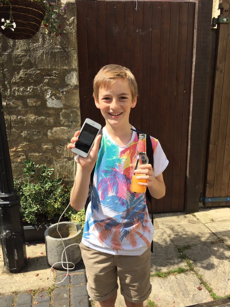 lopwert's tweet photo. @DavidBellamy72 he's having a great time! #PokemonGO and raise! https://t.co/Dn9ipJTc6C