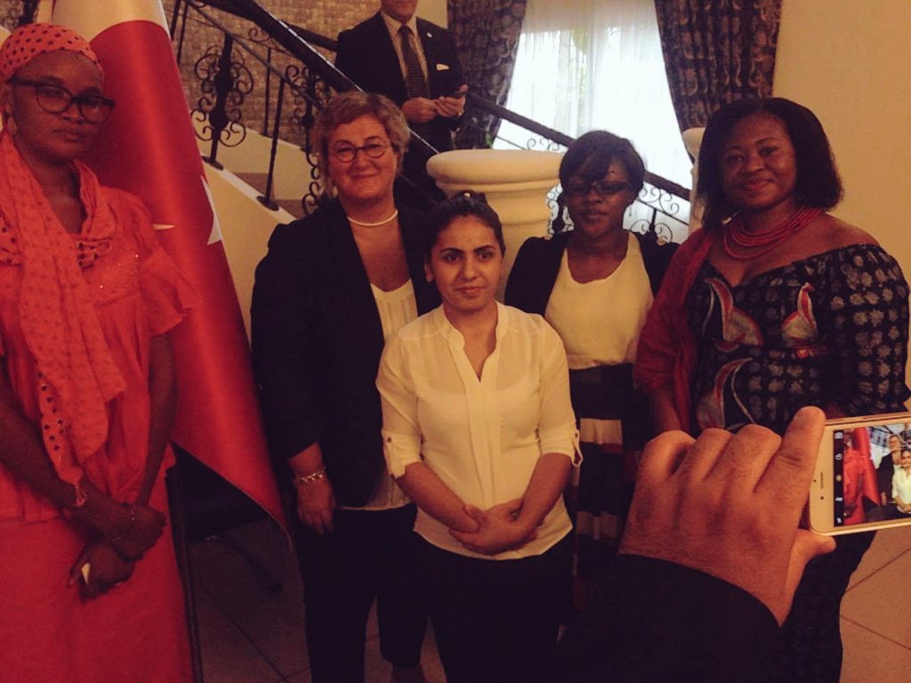 Photos de famille avec les journalistes après la Conférence de presse ce vendredi 29 juillet 2016 #Guinée #Turquie