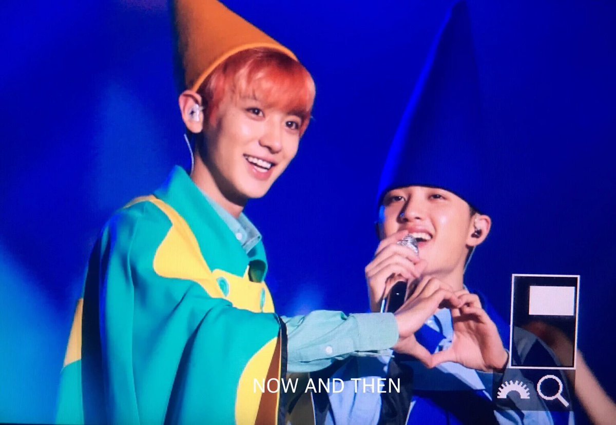 PUPPYnCUB's tweet photo. [PREV] 160730 #CHANYEOL #KYUNGSOO @ #EXOrDIUMinSeoulDay5 cr.nowandthen https://t.co/J2xbhoOgAf