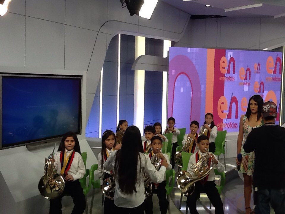 ProgramaNIS's tweet photo. #enmusica #CORNOS @NucleoMontalban en #Especial de @elsistema @globovision @entrenoticiasGV https://t.co/2mdUBHSQql https://t.co/jME3wLZLc6