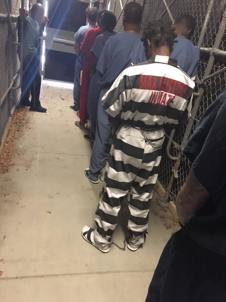 WorIdStarComedy's tweet photo. #FreeKodak https://t.co/10ZXkqydF7