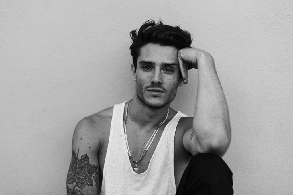 daddykinkx's tweet photo. Wesley Brandon Hayward, 23
@WesleyBHayward https://t.co/FSKAi6lcqP