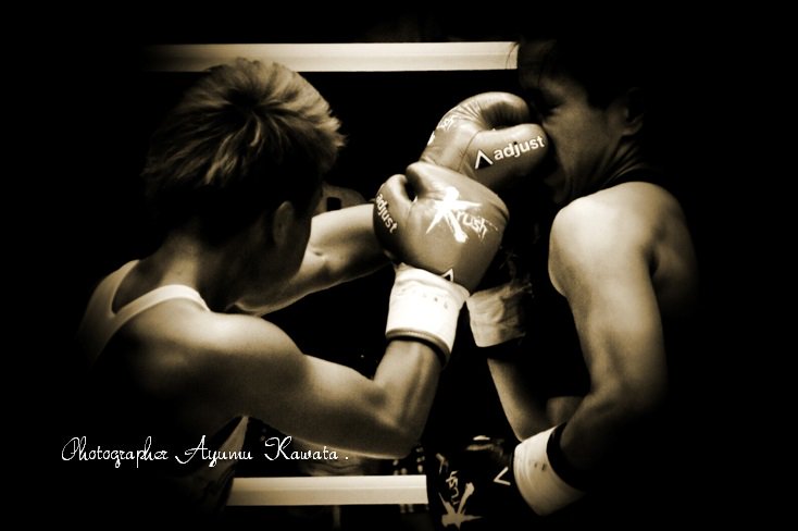 Ayumu_Kawata's tweet photo. KANA , K-1 GYM Silver Wolf .
#kickboxing #Krush67 https://t.co/rEl0wBCv2l