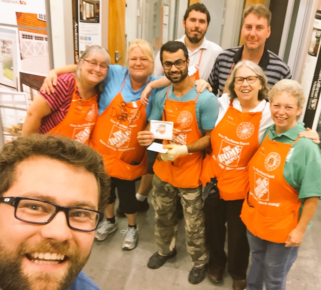 ASM_Liz1410's tweet photo. Awarded Haroon his Silver Homer. Great morning meeting  at 1410 https://t.co/wlz1XfGnPU