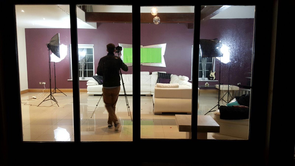 AAnimationShow's tweet image. Here's a lil behind the scenes sneak peak of one of our scene set up's! #MinecraftInRealLife #Greenscreen #animation