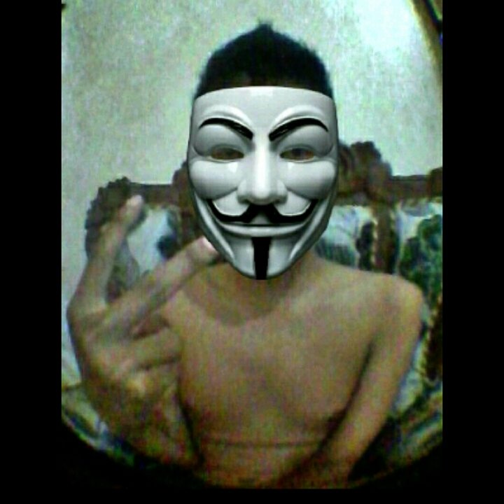 Kamu bahagia dgn nya, aku juga sangat bahagia bertopeng urbex ini 
Selamat Malam