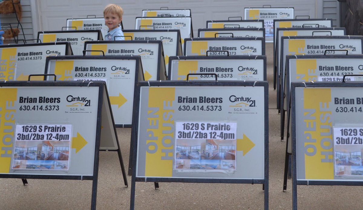 bbleers's tweet photo. My listings feature pro photos net top $ and avg 35 days on the market. #IWorkHarder to sell it. #Chicago #SouthLoop https://t.co/JJqL7w4xA9