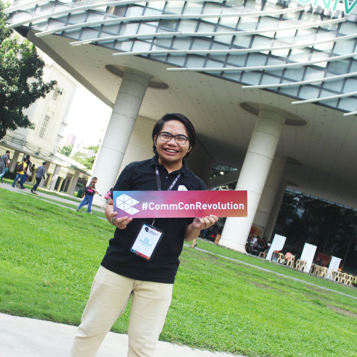 clpagaduan's tweet photo. Thank you @DLSUCommCon for giving me an opportunity to be a part of this #CommConRevolution β₯β₯β₯
Β© @nicag_ https://t.co/rBhdOjfGxY