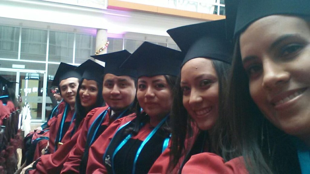 Carito119s's tweet photo. #graduadosudla https://t.co/kVnbp3hBsw