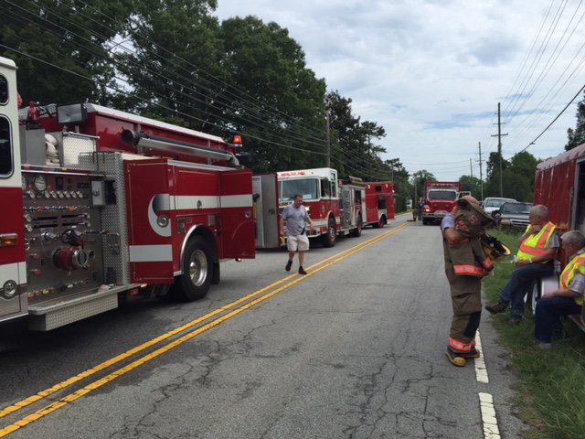 lilbirdtoldme88's tweet photo. Fire crews from 5 Davidson Co depts battled Greensboro St. Ext fatal blaze in Lexington.  Details @TWCNewsTriad https://t.co/Y5bg2QOOQt