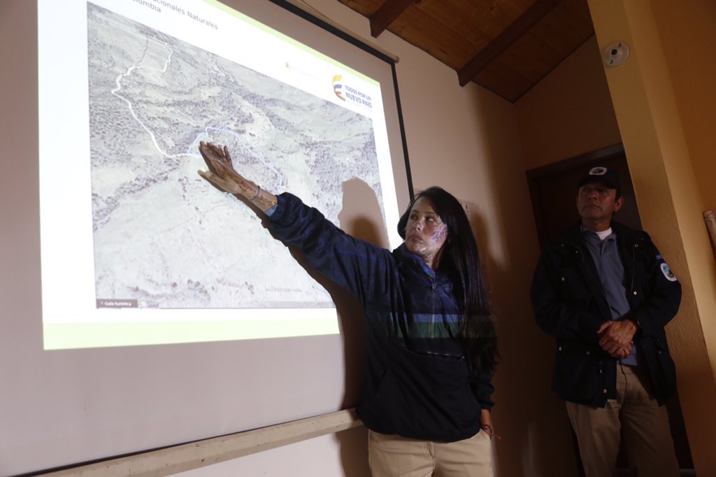 GobBoyaca's tweet photo. #AEstaHora en #Socha se realiza la charla logística para el trabajo de restauración ecológica del #ParamoDePisba https://t.co/8DfY54INKZ