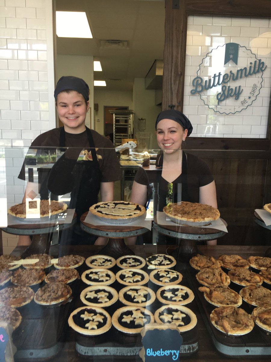 ButtermilkSs's tweet photo. Come on by the pie shop and pick up a Blueberry Pie!! Its the last day we have it. Open from 10am-to 10pm today! https://t.co/5ElsdsZ8dT