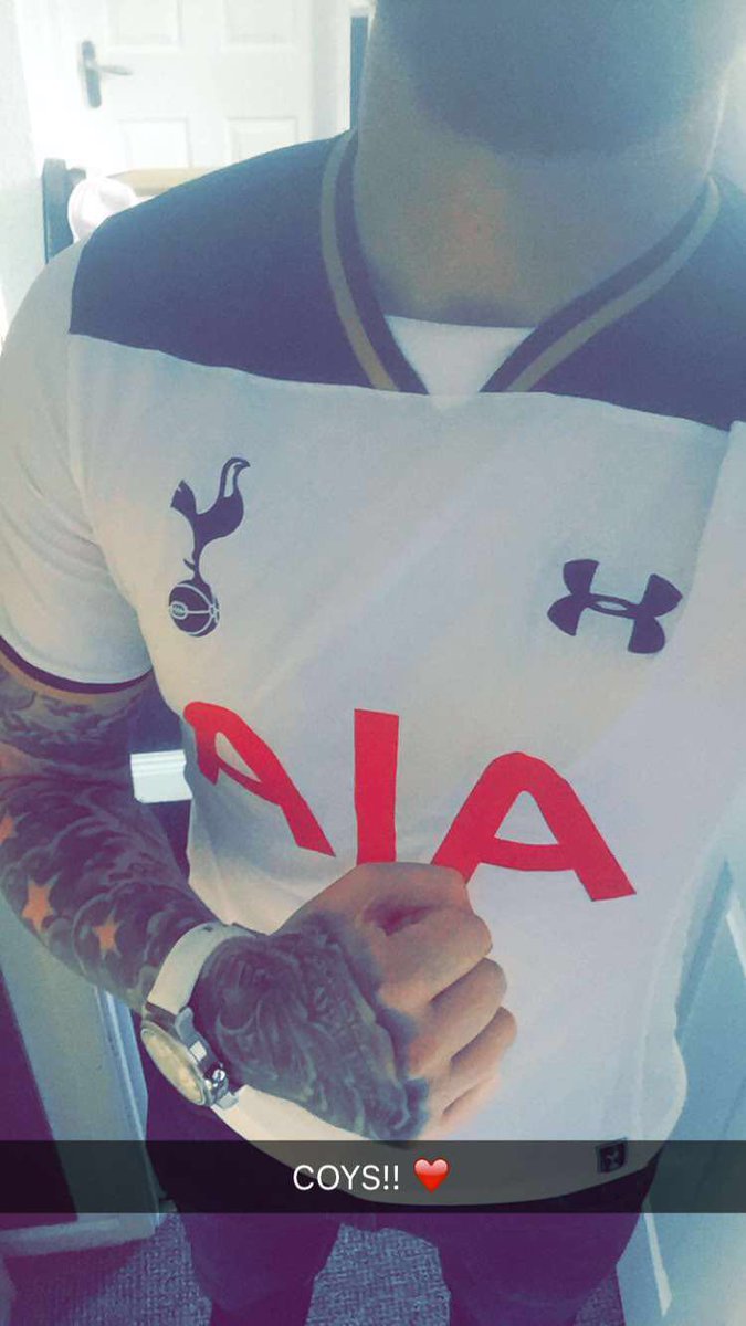 JRea479's tweet photo. Big season ahead for the boys. Big things coming our way @SpursOfficial COYS!! #OnlyOneHotspur #ToDareIsToDo ❤️ https://t.co/35pYe0LNh6