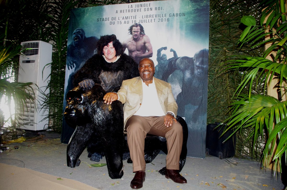 Can you spot Professor Lee White in this photo at the Legend of Tarzan premiere in Gabon?