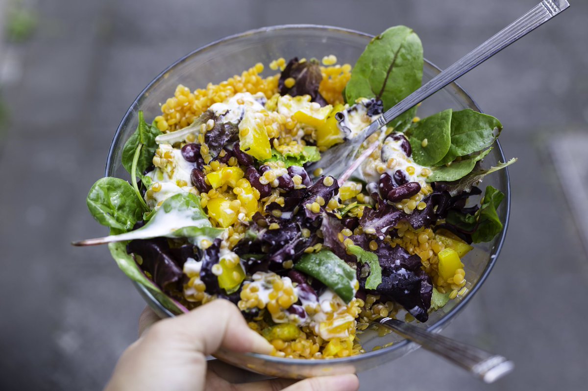 sanleaf's tweet photo. Leckerer #Salat mit #Sanleaf #Moringa und #Jiamo 💚
#vegan #fitnessaddict #superfoods #behealthy #nakur #bio https://t.co/Euws5mdoUJ
