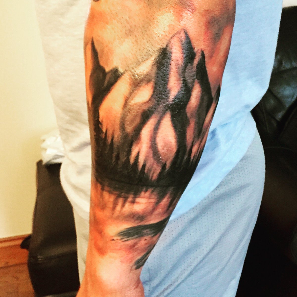 LukeBeastall93's tweet photo. New addition to my sleeve😀 https://t.co/IwH4koynYR