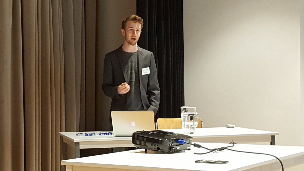 YoungHumanists's tweet photo. Steve Hawkins from @ahsstudents leads the humanist campaigning workshop at #EHYD https://t.co/kWRRWOuGbM
