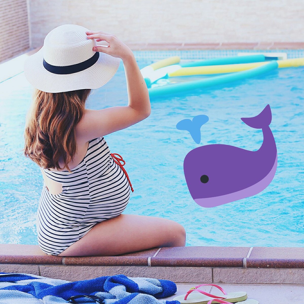 BlueDressBlog's tweet photo. Seule activité acceptable quand on s'approche des 40°C et qu'on s'apparente de plus en plus à une baleine... #41sa https://t.co/bMW3HUBcJY