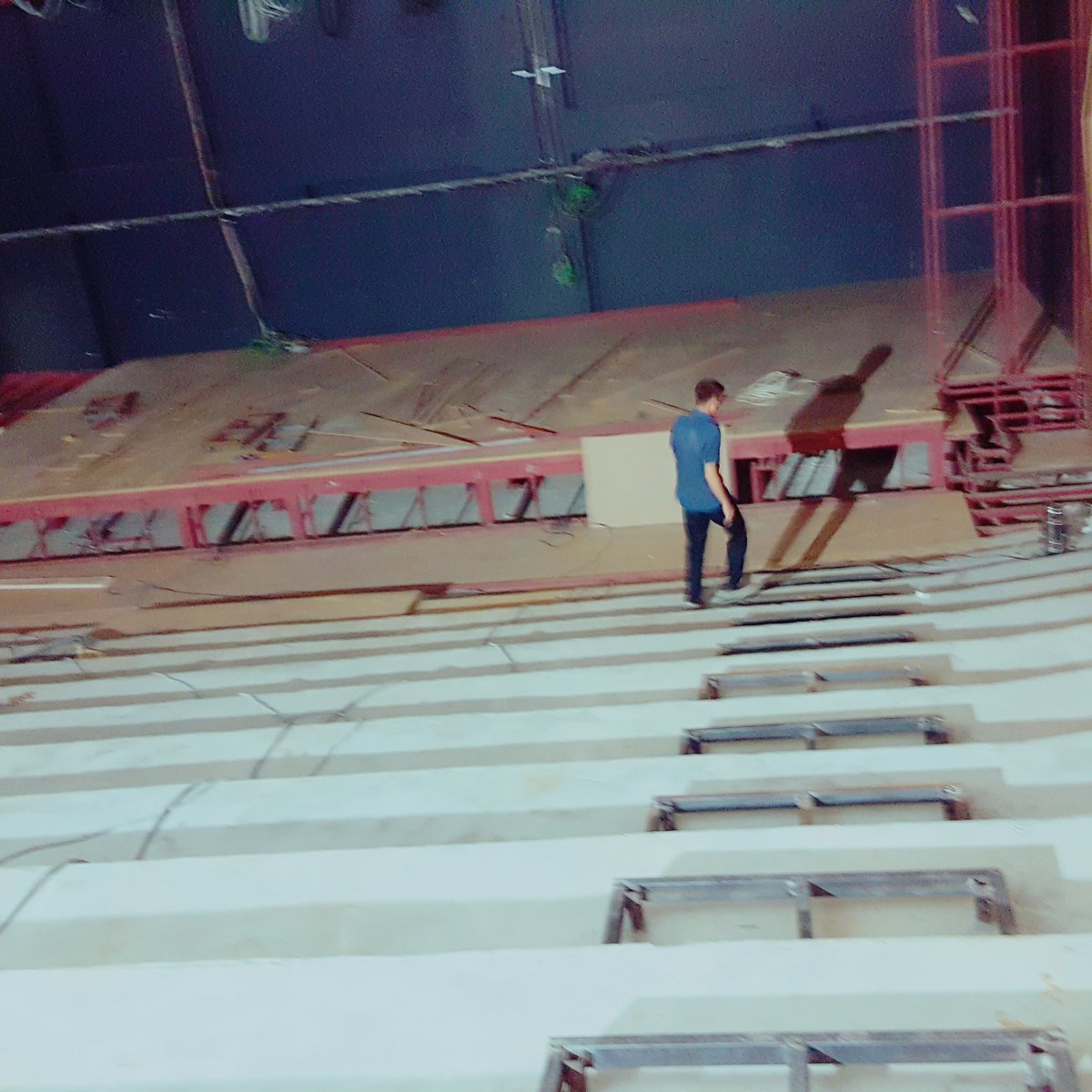 Konferans salonu mdf kaplma