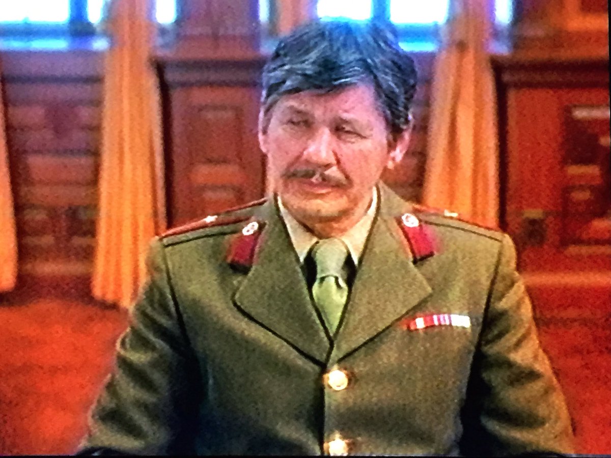 リー中川 ブロンソン映画月間 テレフォン 日本語吹き替え版 シビル ウォーの元ネタ とも思われるポリティカルサスペンス ダーティハリーのドン シーゲル監督らしい硬派な映画 にしてもラロ シフリンの曲ってどれも燃えよドラゴンにしか聞こえないw