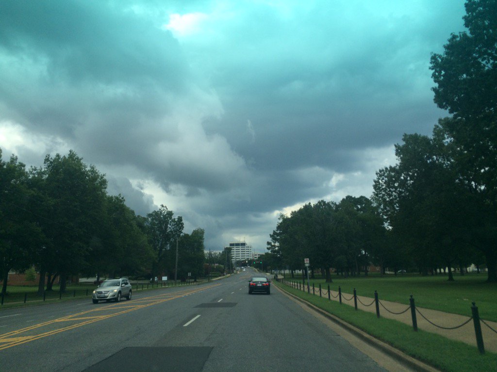 ProscorePlus's tweet image. Clouds rolling in to Tuscaloosa @spann