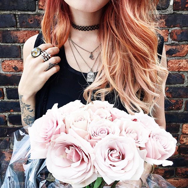 RileyxHill's tweet photo. Sometimes you just have to buy yourself some flowers to make you feel better. https://t.co/htDHNQvVx1