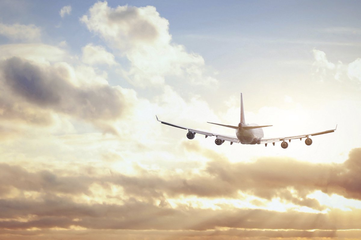 bulletproofexec's tweet photo. 4 Ways to Hack Your Next Flight – Even If You Travel Economy https://t.co/dMumYUAGTX #travel #BulletproofBlog https://t.co/Co62gsb2Sp