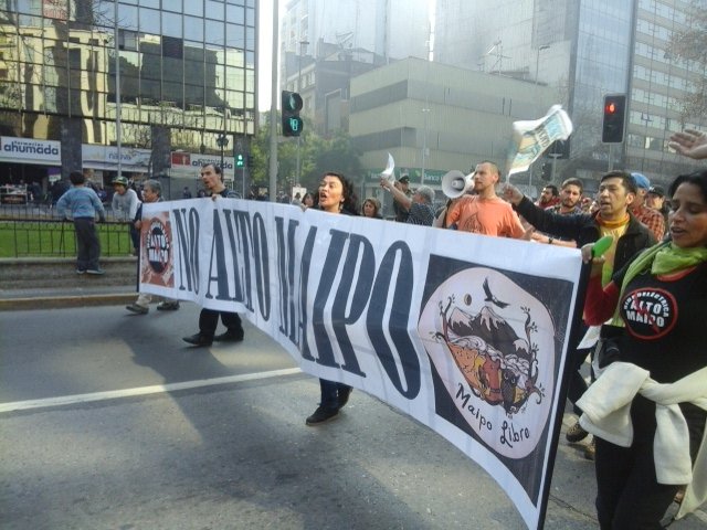 isavestruz's tweet photo. Marchando por la defensa de nuestros glaciares #NoALeyDeDestrucciónGlaciar https://t.co/Yda3IU06VY