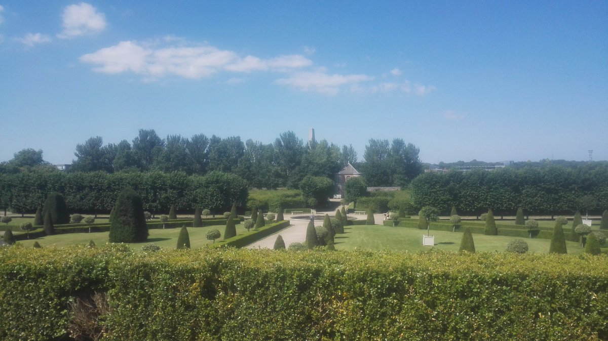 The gorgeous #garden at the #museum of #modernart in #Dublin last wk while the sun was out. Beautiful surroundings.