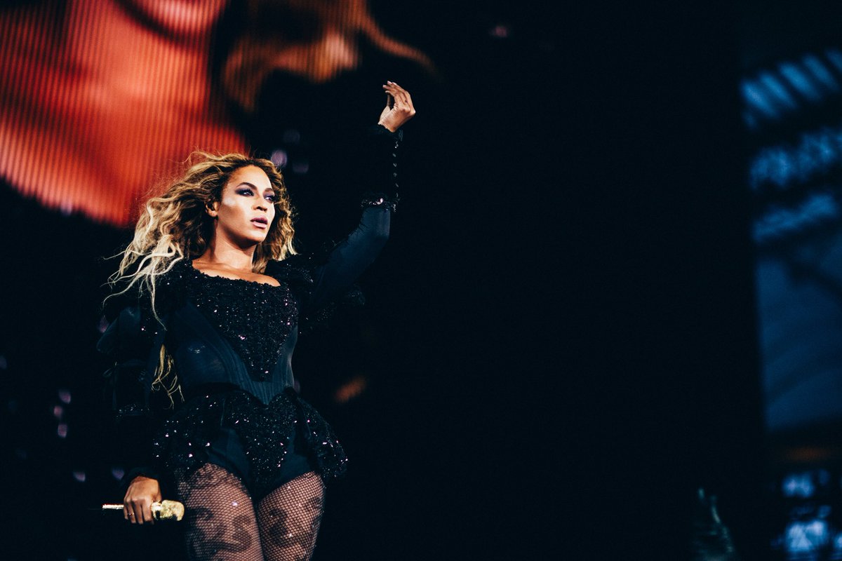IGotNewsForYouB's tweet photo. Frankfurt 💚 #FormationWorldTour https://t.co/txRDbs1TTu