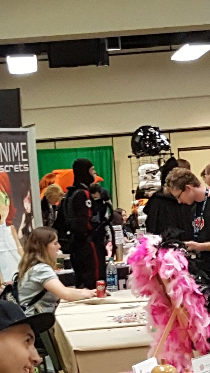 VeshokClan's tweet photo. I can see the @501stBastAlpha table at #mechacon. Seriously, if you're in New Orleans come by and see them! https://t.co/WDMBMtzDNJ