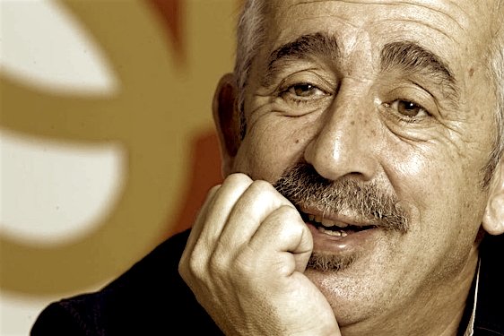 RealSporting's tweet photo. Minuto de silencio: imborrable y eterno el recuerdo de Manolo Preciado 
 #RSGlive https://t.co/tRRT4AvDYF https://t.co/5Uho9Jg6Rv