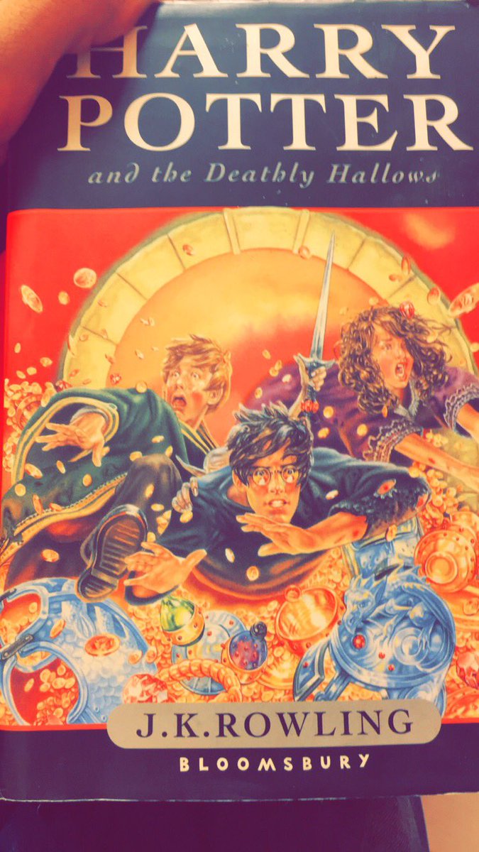 namik_paul's tweet image. When you can&apos;t get into heavy books, it&apos;s time to go back to the basics. Slowly warming up for  #readingmode 😁😁😁