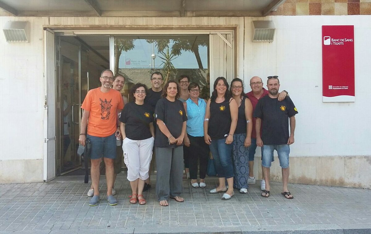 Avui l'entitat a volgut aportar el seu granet solidari donant sang per tots aquells que ho necesiten