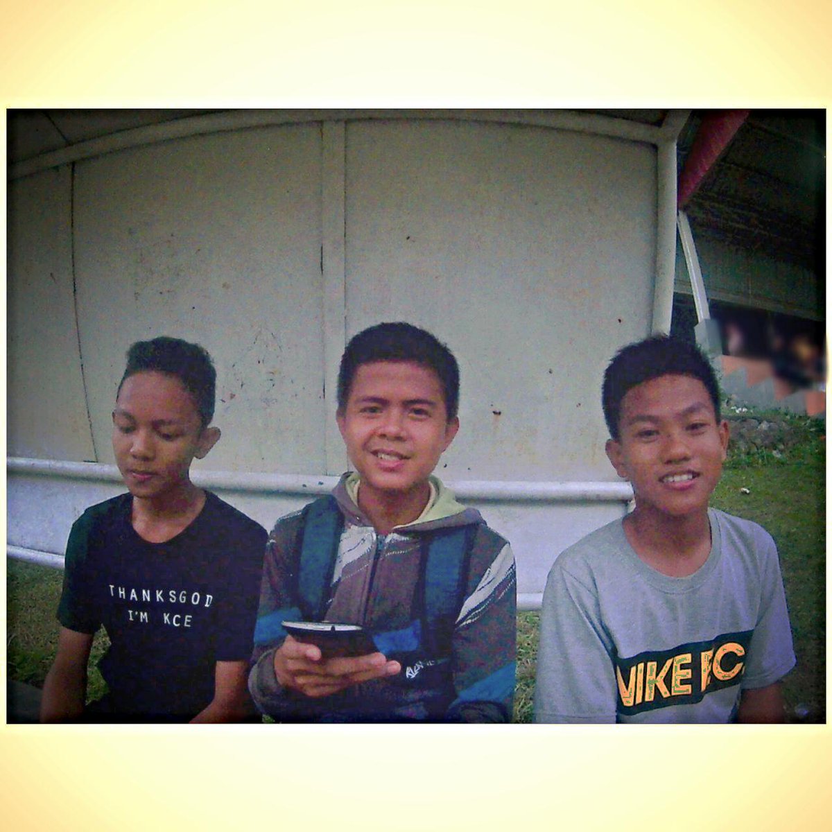 kristianto_08's tweet photo. ~ Hargailah temanMu, karena mungkin suatu saat kamu akan mencarinya ~ 
#NikeFc  #JustDoIt #BaseCamp #Throwback #hitz https://t.co/B4rN9aqfK2