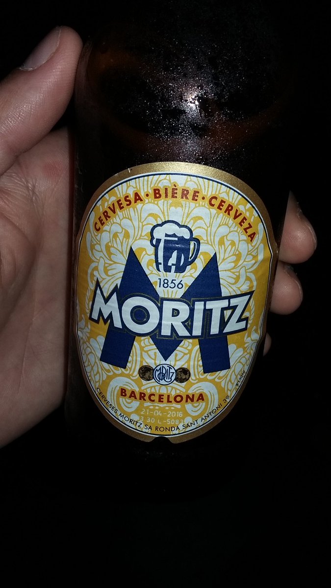 jemibruri's tweet photo. La q me tome ayer en su honor @ORIGINALNANDO33 @geuf13 https://t.co/Egp8aEF96s