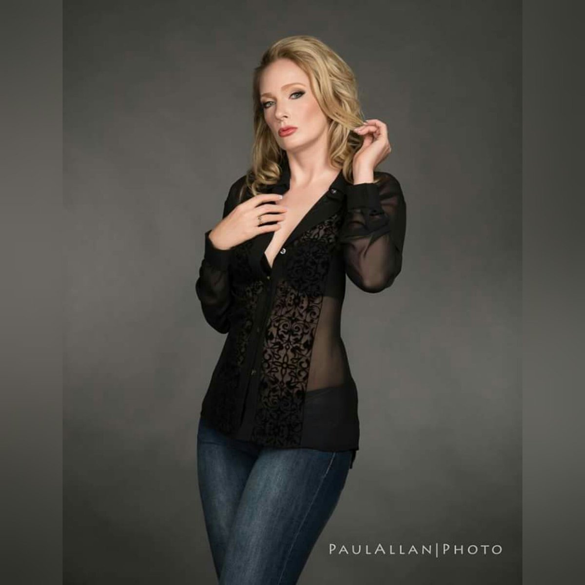 TFD_model's tweet photo. Photography by: Paul Allan HMUA: Jessie Campbell #model #photography #blueeyes #blondehair #modeling #freelance https://t.co/CicIIMsdzE