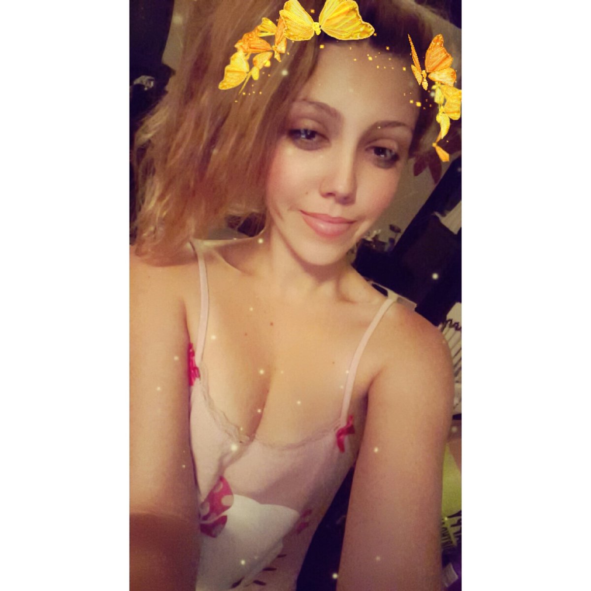 shannonrosebud's tweet photo. #grunge #snapchat #hippie https://t.co/3K2pqaQaEj