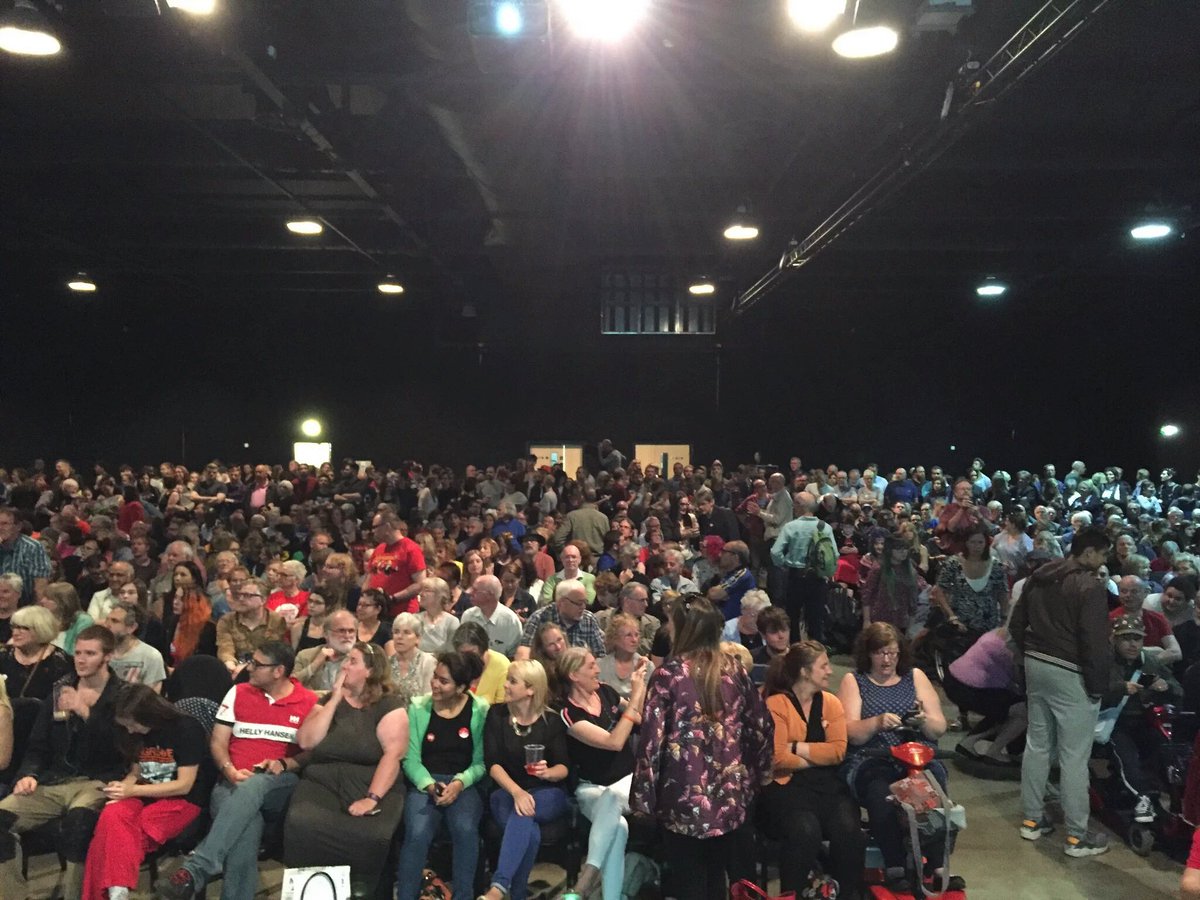 Jeremy is addressing the crowds that couldn't get into #leeds rally whilst 1500 wait inside #Jezwecan #ourmovement