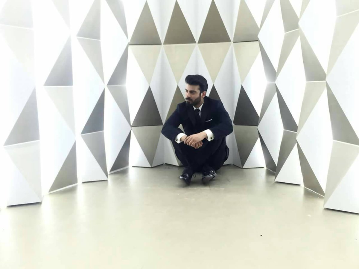 BizAsiaLive's tweet photo. Photo: #FawadKhan last night at #LSA2015. https://t.co/vUP7KeuVpb