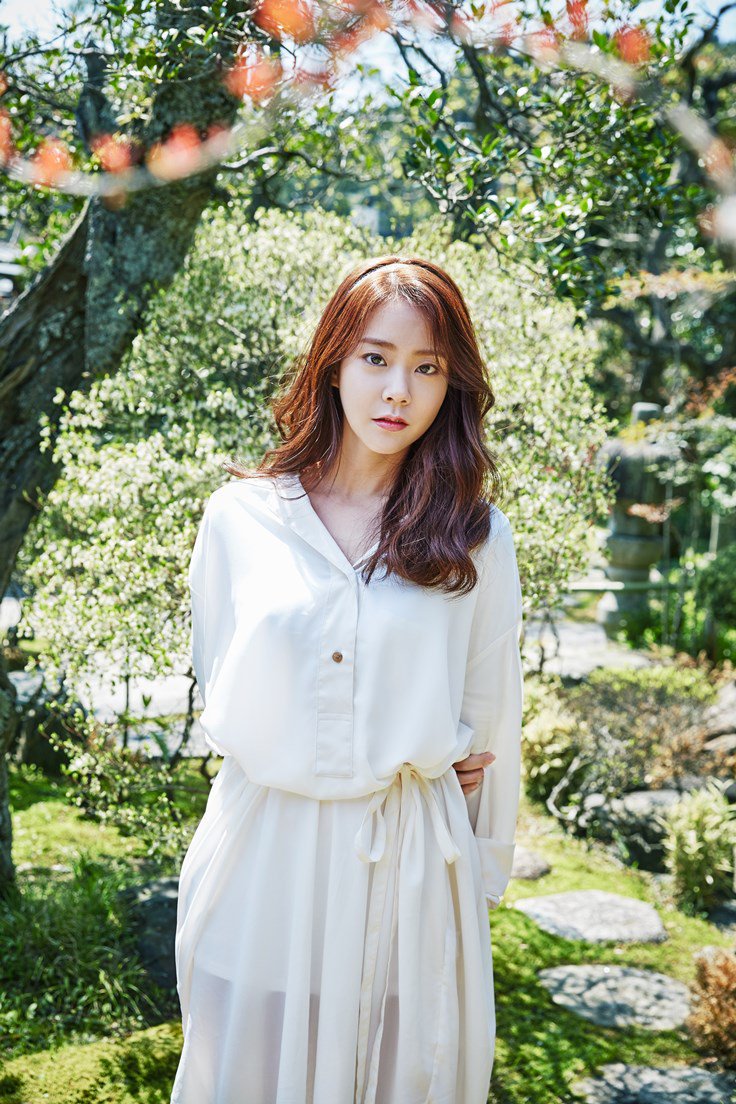 KARA_Brasil's tweet photo. [IMAGEM] Updates nos sites MelOn e Bugs com fotos da Seungyeon. (1/4)

via: OneHallyu https://t.co/ZmfoLGjAja