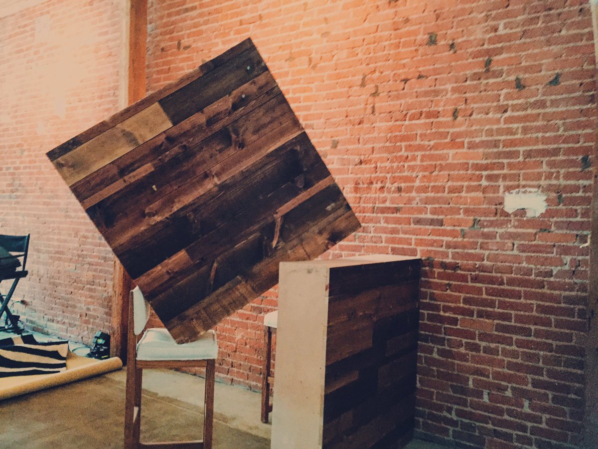 I think if I charged entry into my loft studio all my LA friends would believe it's a real #modernart exhibit.