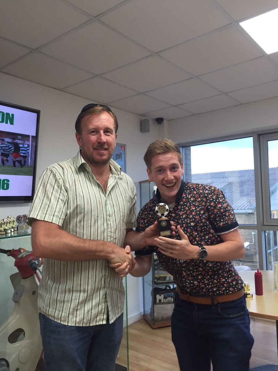 RealBryntirion's tweet photo. Clubman of the year @lloydwynfrancis https://t.co/5PHvcQjmYE