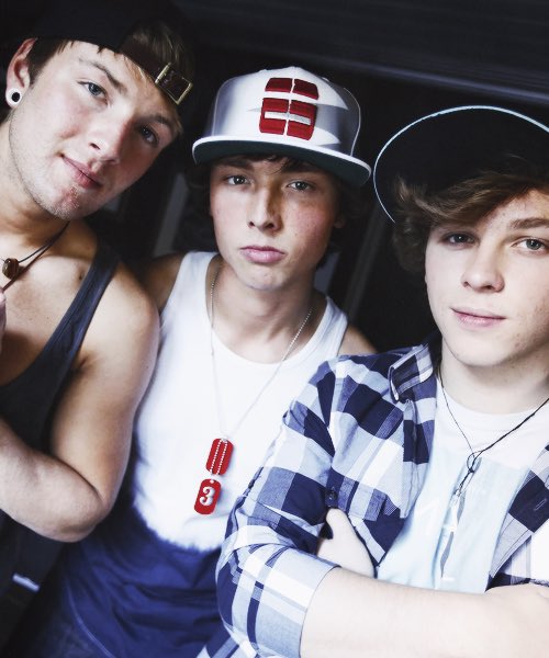 EmblemThree's tweet photo. Happy album anniversary! Can't believe its been 3 years since we released Nothing to Lose! We love you! Thank you https://t.co/l5Gij7iZGc