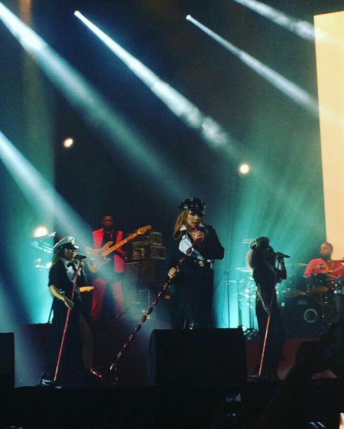 TheVoiceOfXtina's tweet photo. @xtina inauguró el Black Sea Arena esta noche, siendo la 1era artista que registra la mayor asistencia. #Georgia https://t.co/I5kyAmxYx0